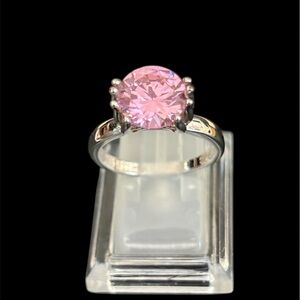 Elegant Pink Stone Silver Ring